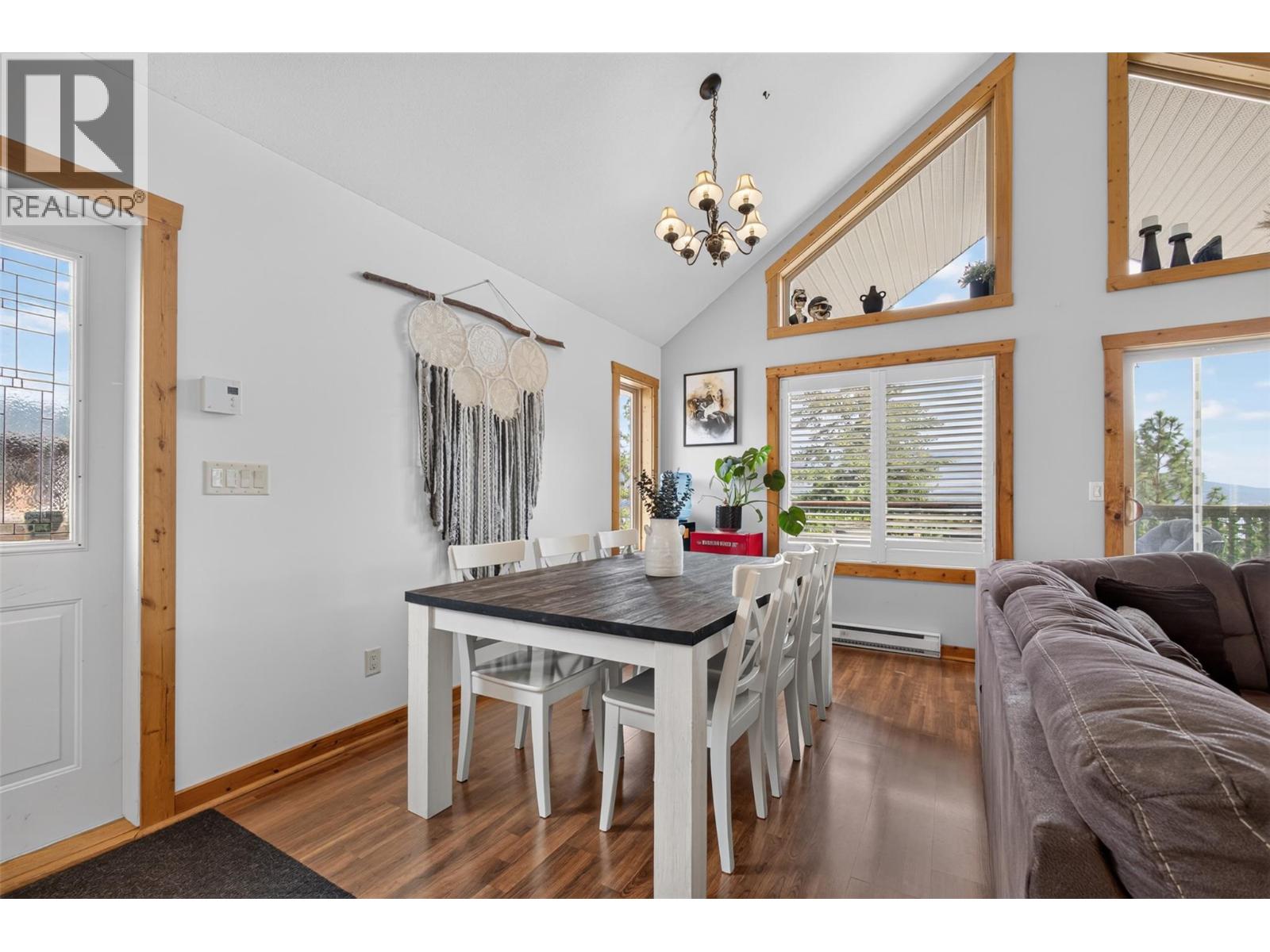 10375 Westshore Road, Vernon, British Columbia  V1H 2B1 - Photo 16 - 10398767