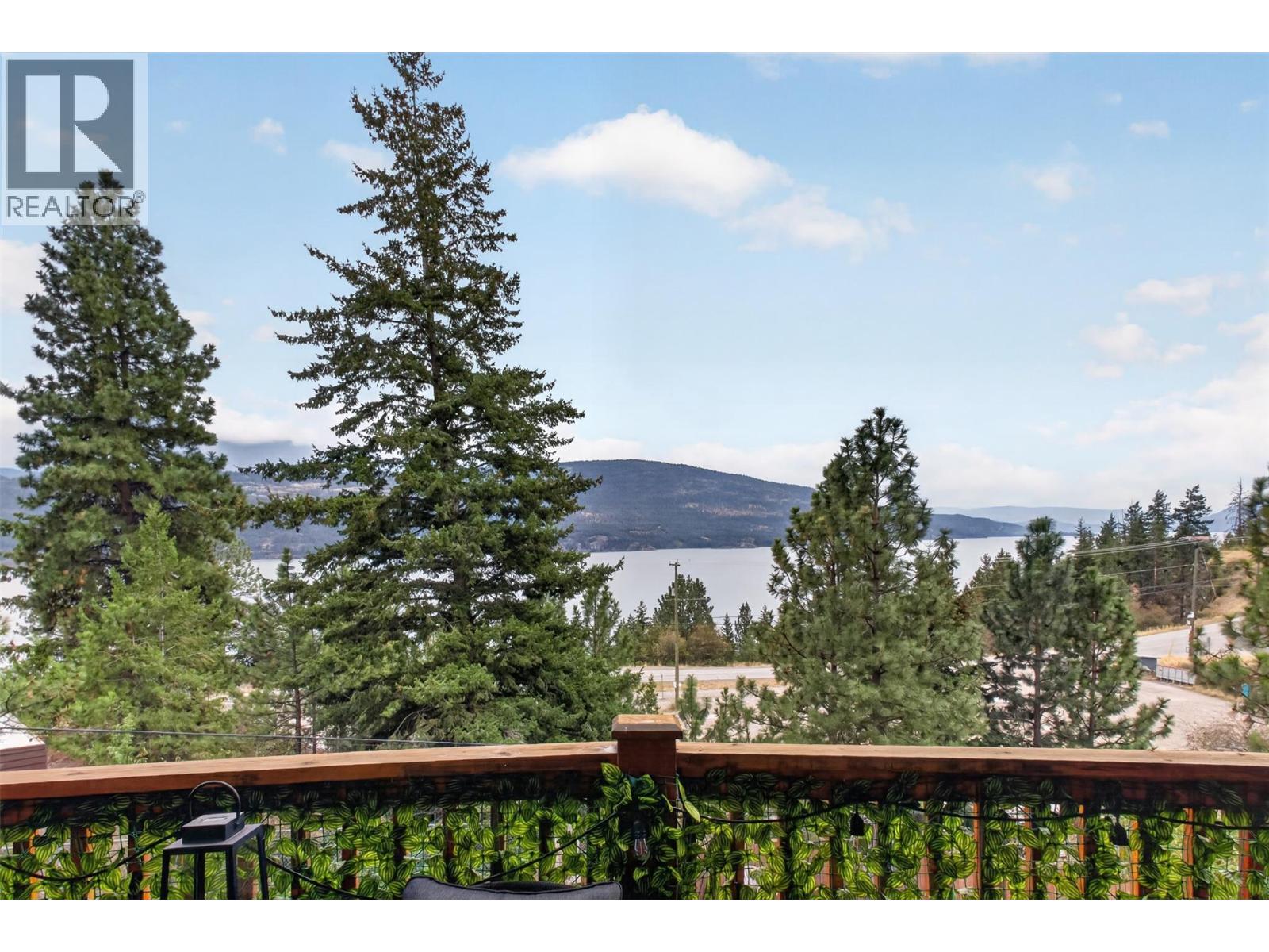 10375 Westshore Road, Vernon, British Columbia  V1H 2B1 - Photo 8 - 10398767