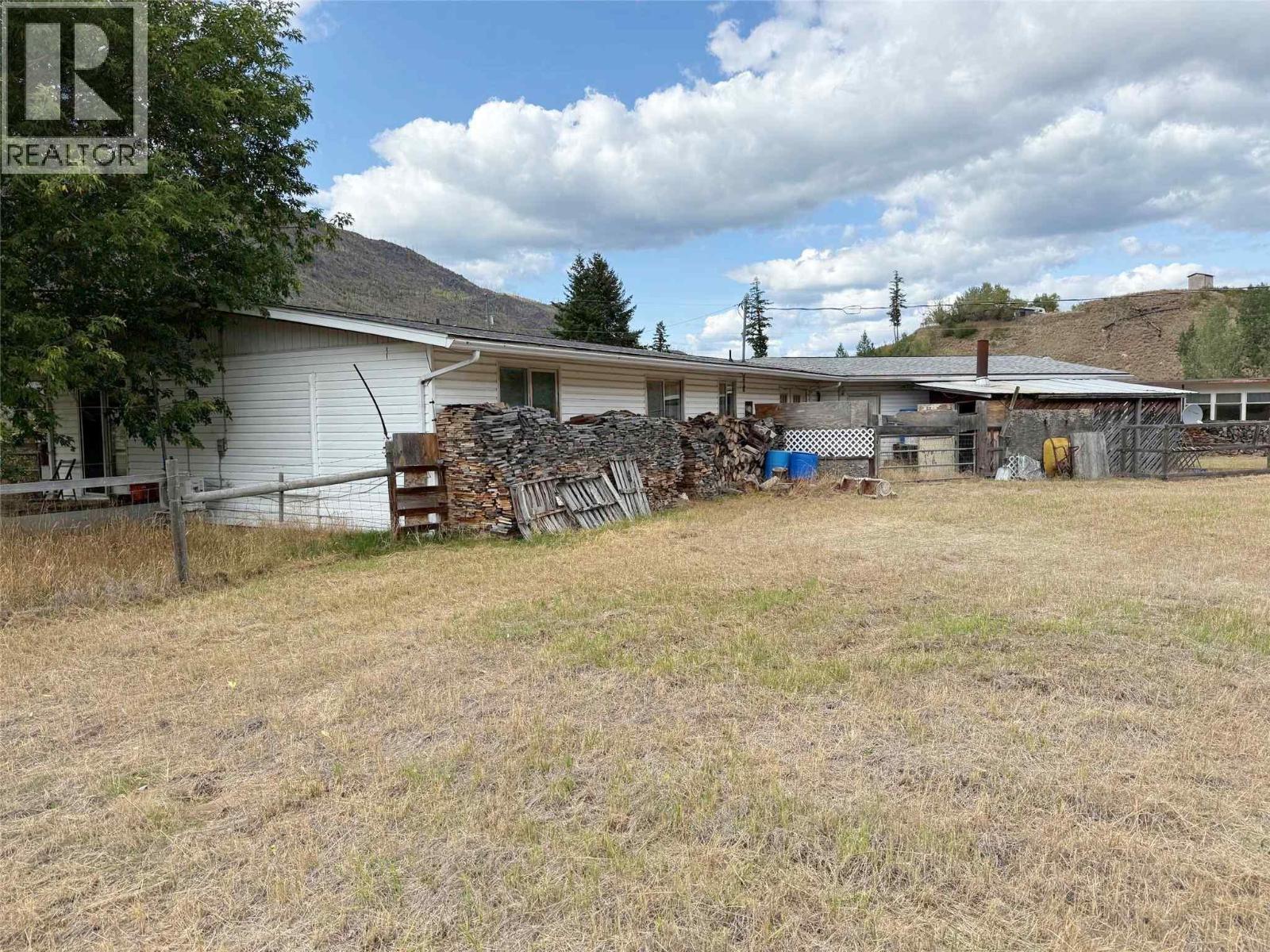 733 Fortune Road, Barriere, British Columbia  V0E 2E0 - Photo 19 - 10400464