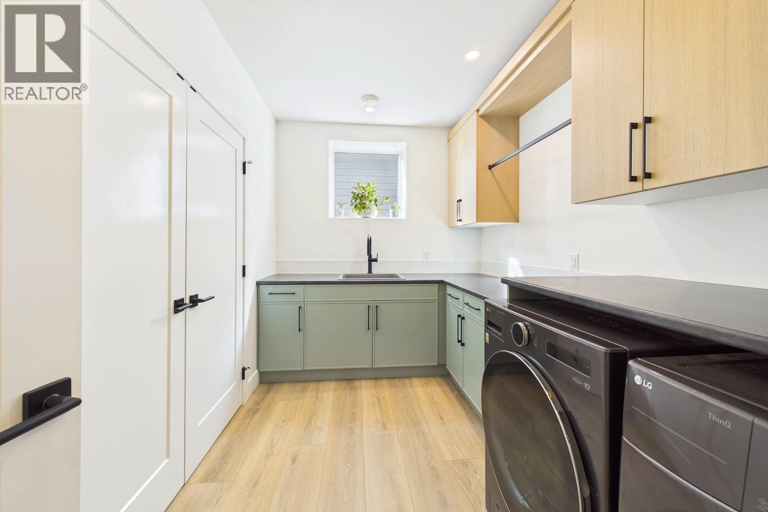265 Summer Wood Drive, Kelowna, British Columbia  V1V 0C9 - Photo 42 - 10400129