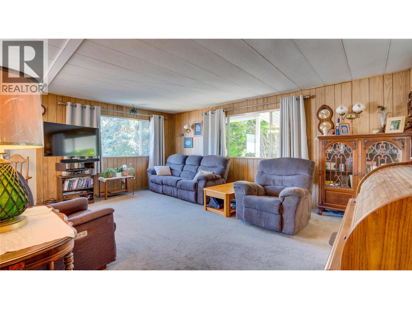 3475 Jackson Avenue, Armstrong, British Columbia  V0E 1B2 - Photo 13 - 10400206