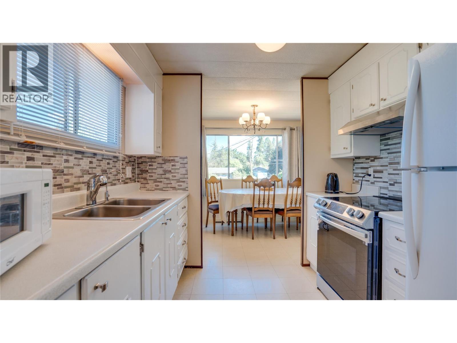 3475 Jackson Avenue, Armstrong, British Columbia  V0E 1B2 - Photo 17 - 10400206