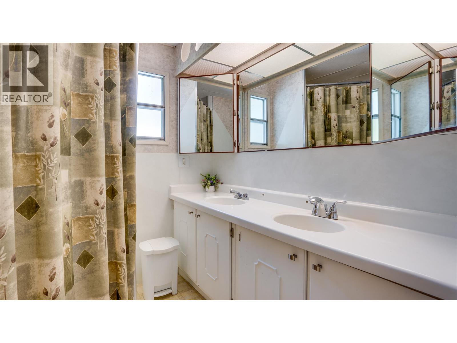3475 Jackson Avenue, Armstrong, British Columbia  V0E 1B2 - Photo 28 - 10400206