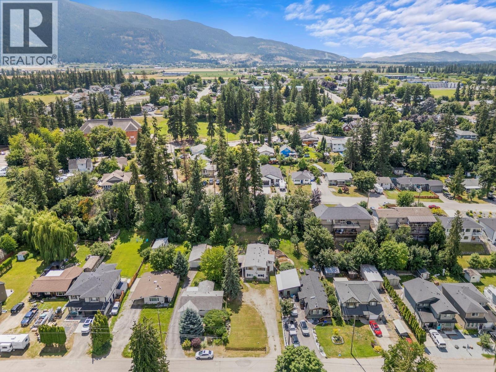 3475 Jackson Avenue, Armstrong, British Columbia  V0E 1B2 - Photo 41 - 10400206