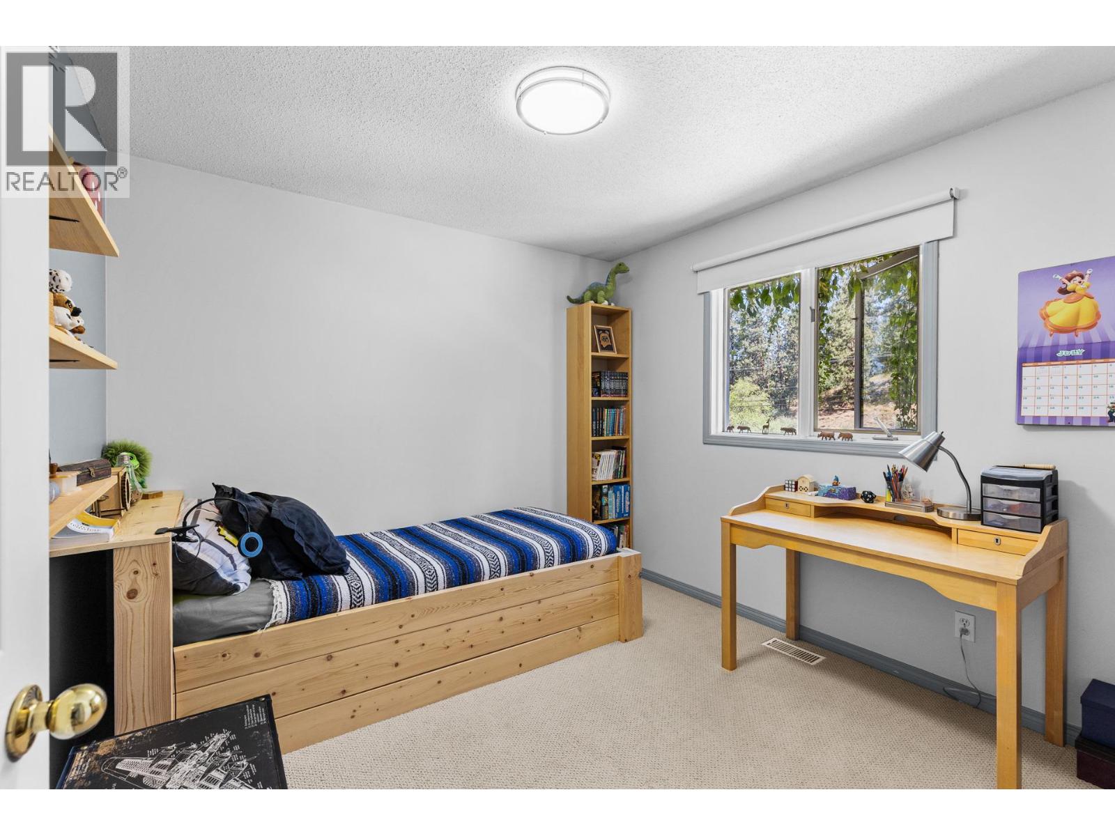 4015 Mahonia Drive, Kelowna, British Columbia  V1W 3Y2 - Photo 38 - 10400398