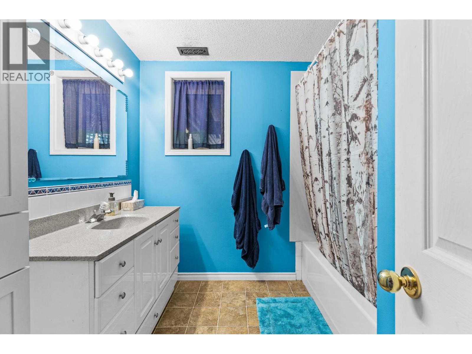 4015 Mahonia Drive, Kelowna, British Columbia  V1W 3Y2 - Photo 49 - 10400398