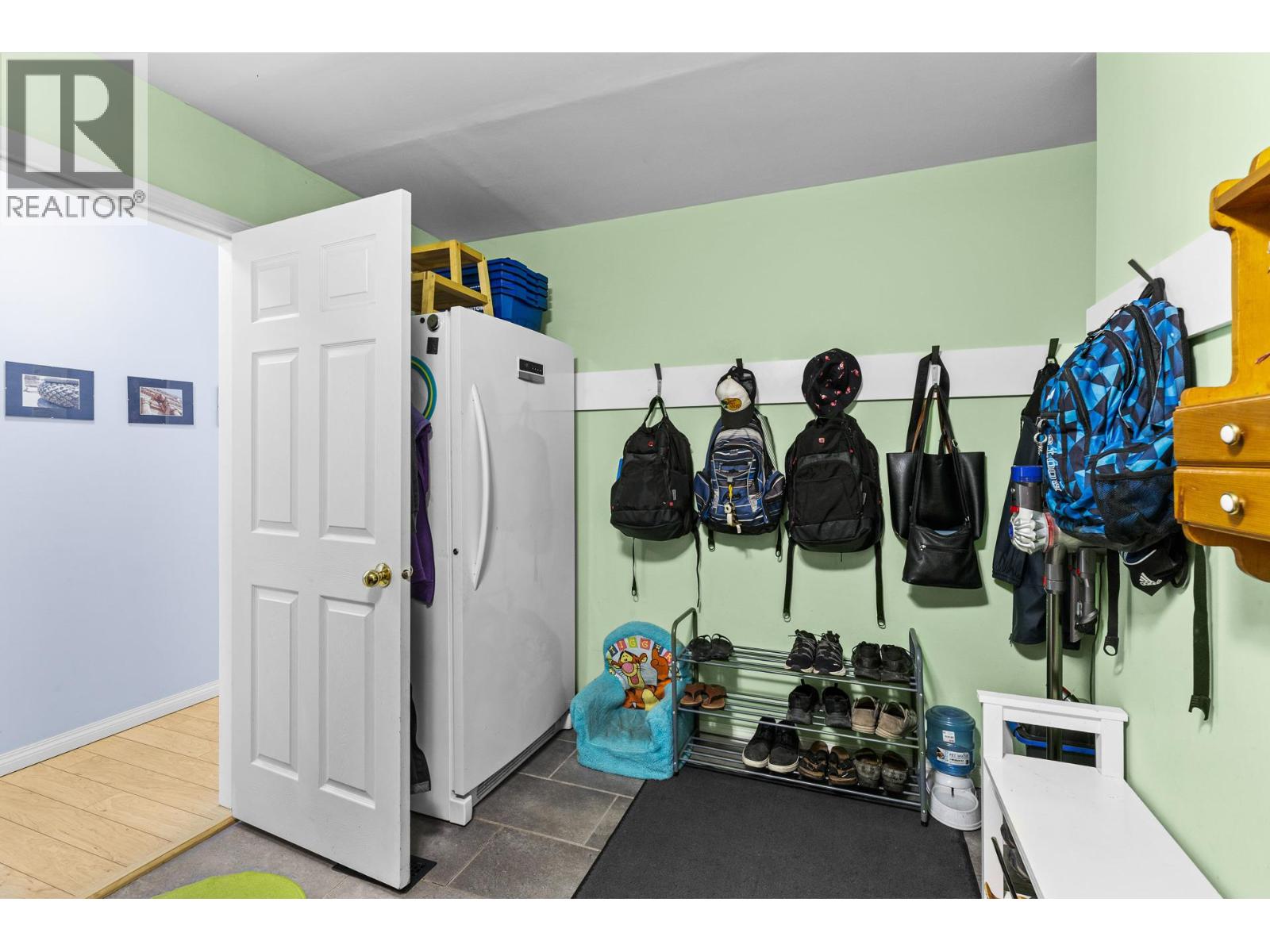 4015 Mahonia Drive, Kelowna, British Columbia  V1W 3Y2 - Photo 54 - 10400398