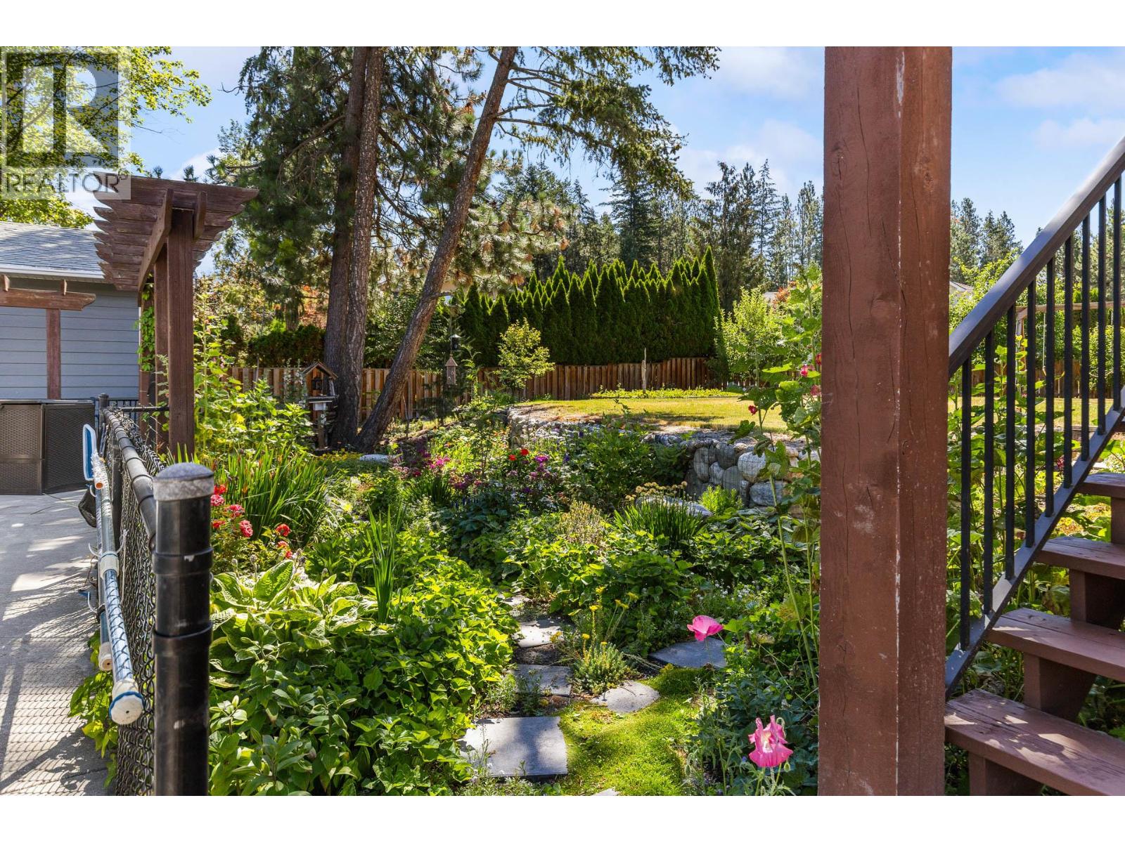 4015 Mahonia Drive, Kelowna, British Columbia  V1W 3Y2 - Photo 67 - 10400398