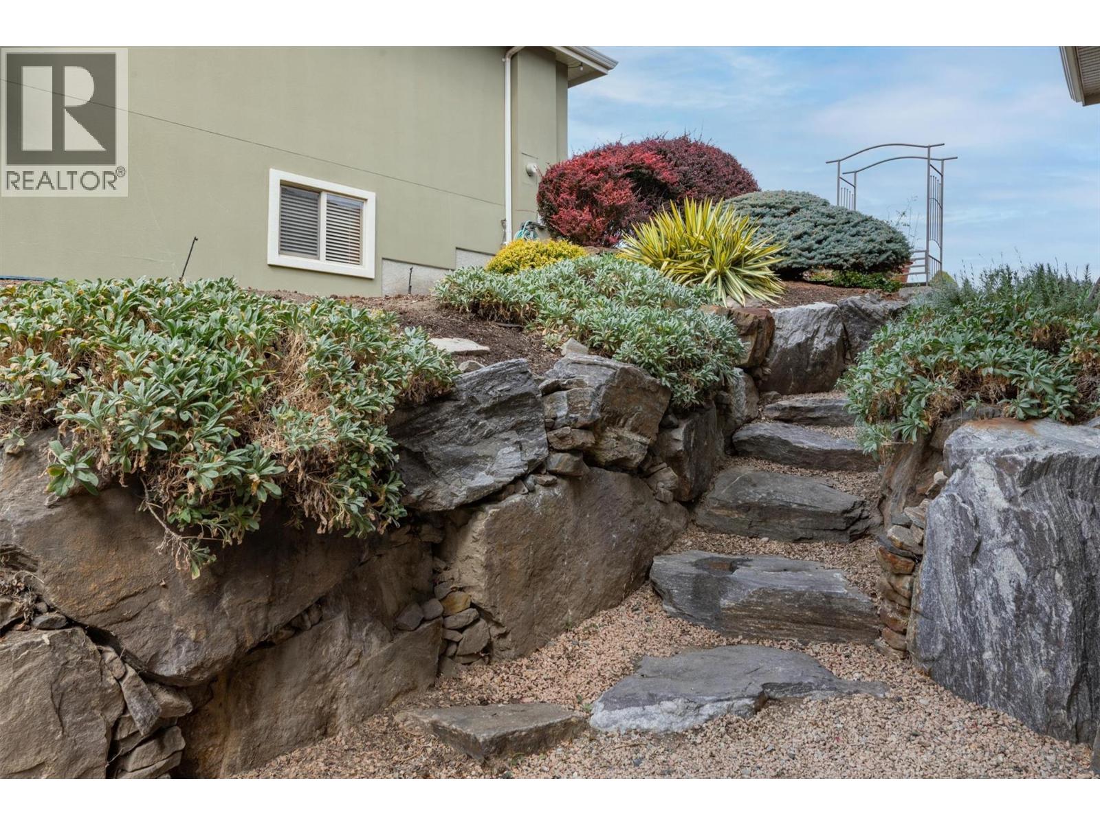 2155 Horizon Drive Unit# 31, West Kelowna, British Columbia  V1Z 3Z8 - Photo 38 - 10400388
