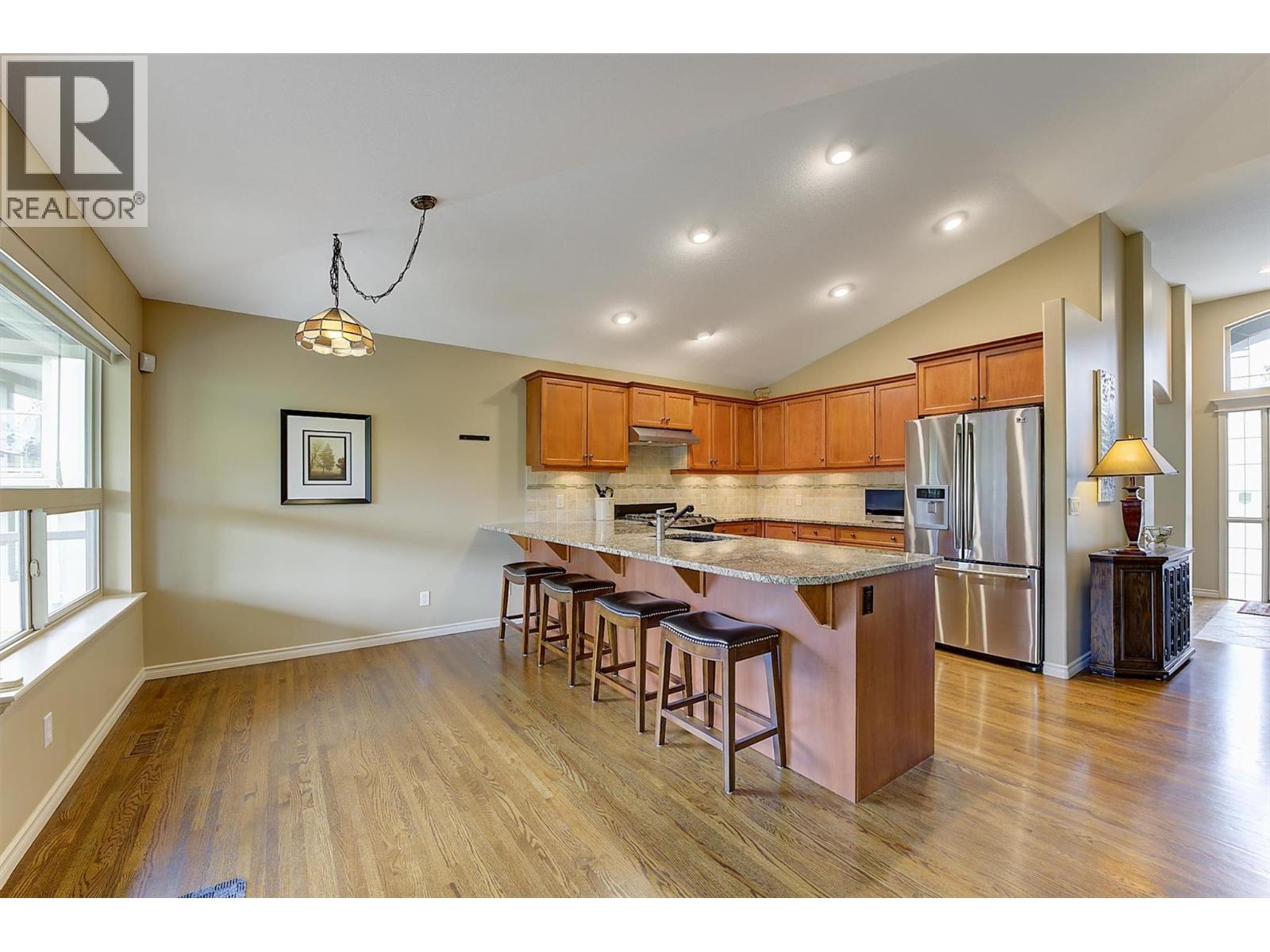 2155 Horizon Drive Unit# 31, West Kelowna, British Columbia  V1Z 3Z8 - Photo 4 - 10400388
