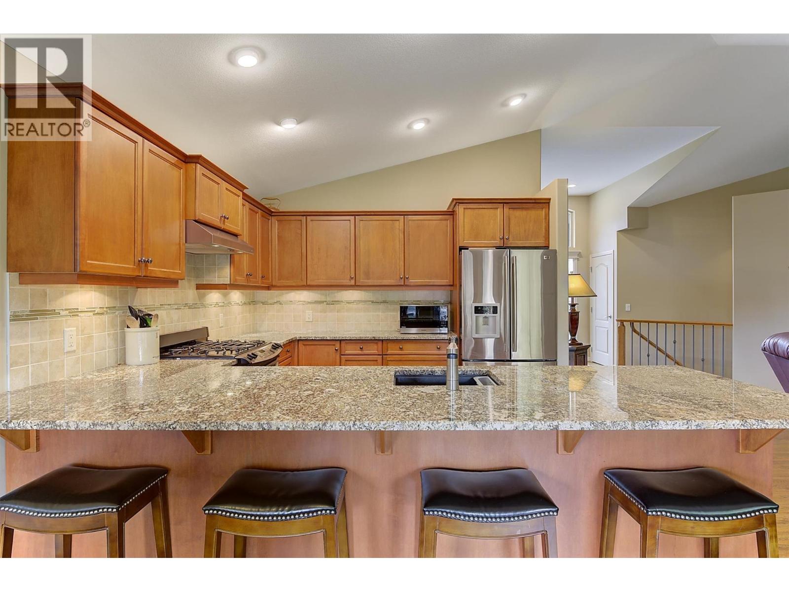 2155 Horizon Drive Unit# 31, West Kelowna, British Columbia  V1Z 3Z8 - Photo 5 - 10400388