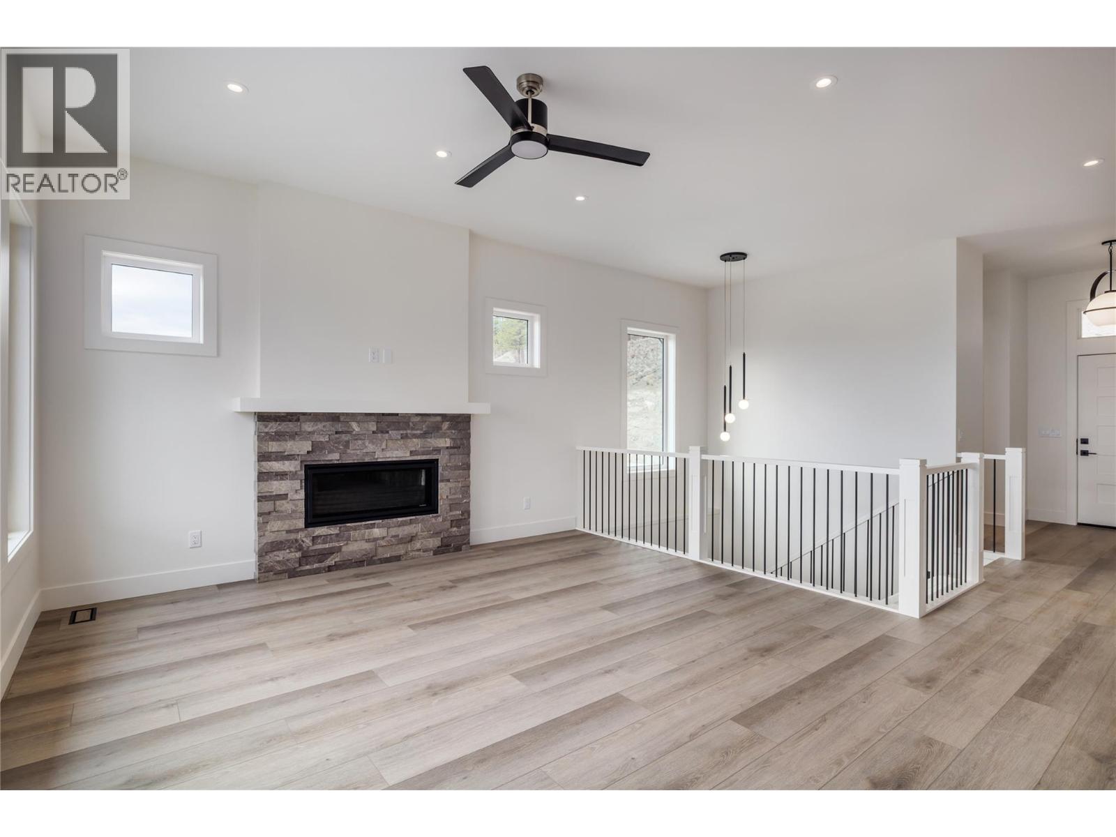 17567 Dickinson Place, Summerland, British Columbia  V0H 1Z3 - Photo 10 - 10400504