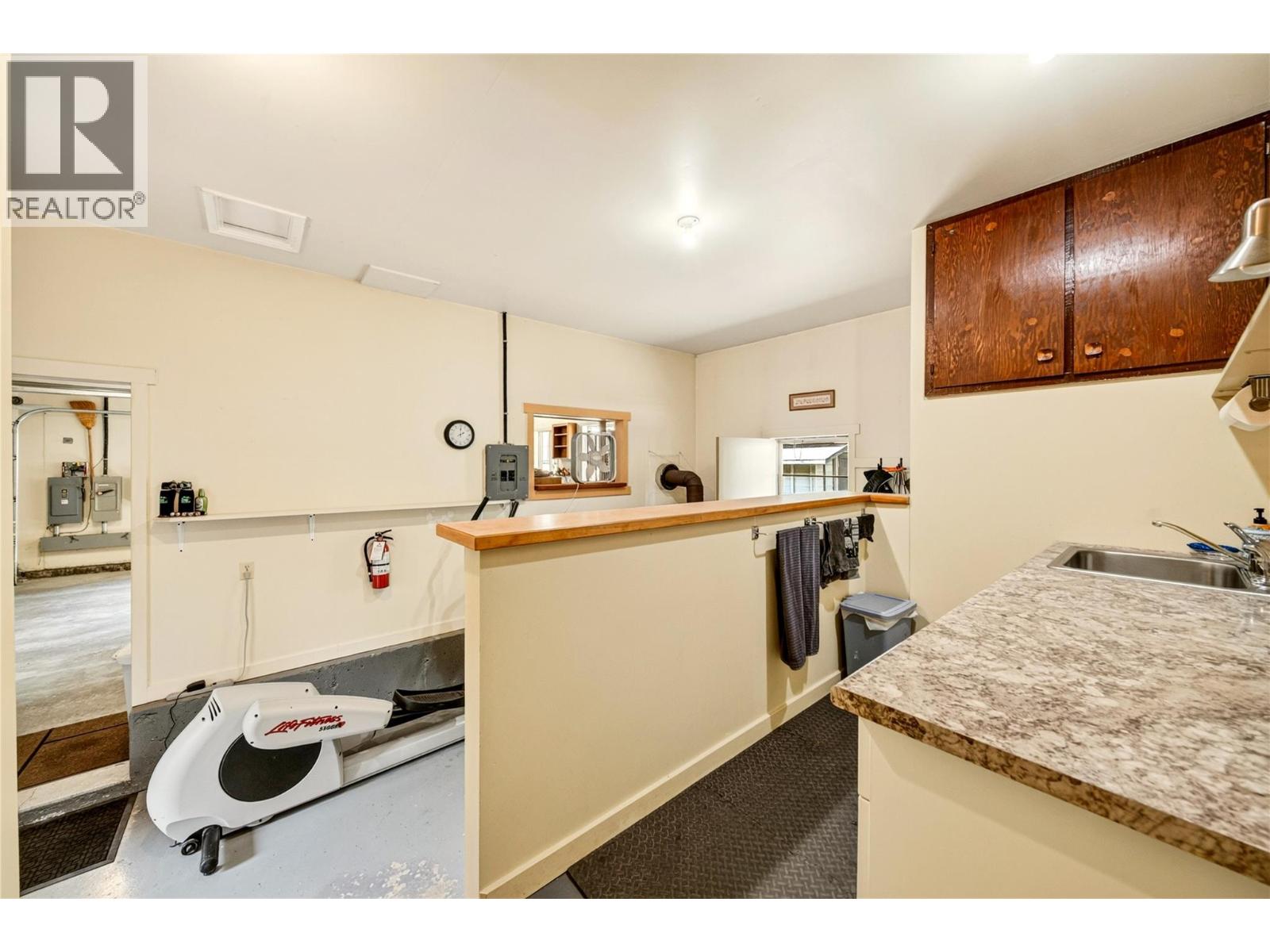 3347 Anderson Road, Fernie, British Columbia  V0B 1M1 - Photo 49 - 10400221