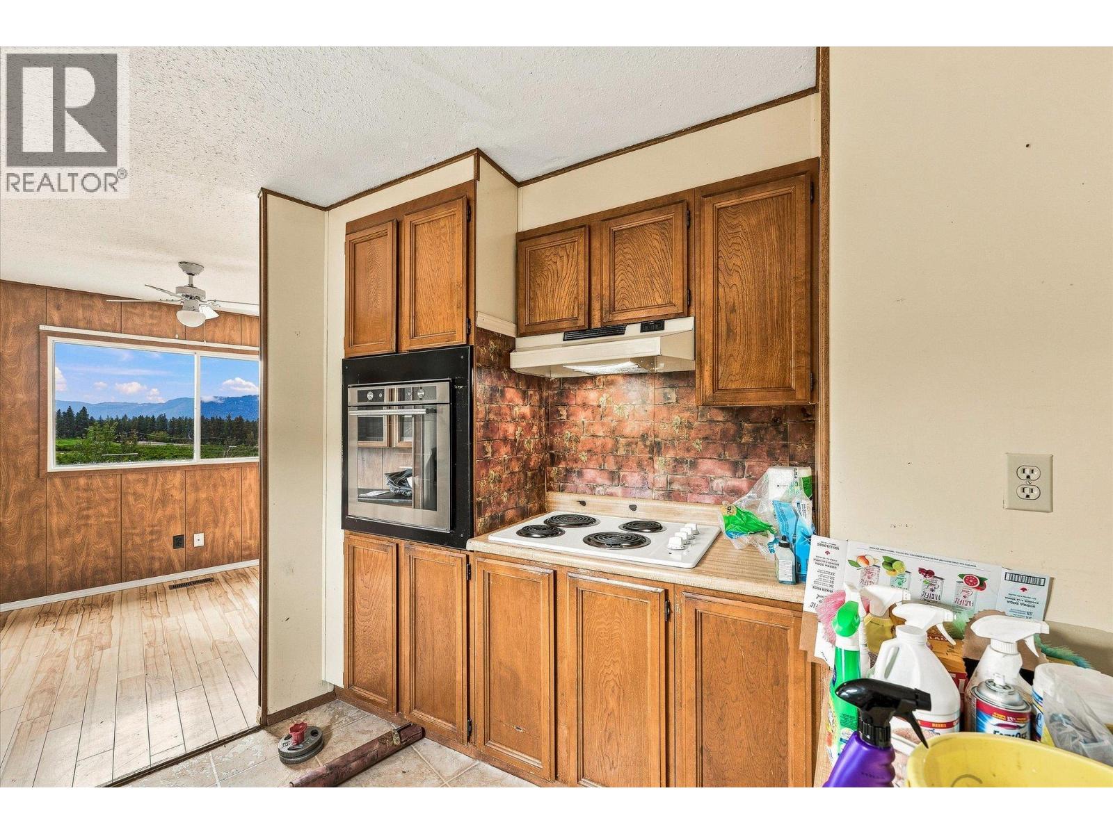 12891 Trewhitt Road, Kelowna, British Columbia  V4V 2A4 - Photo 15 - 10400341