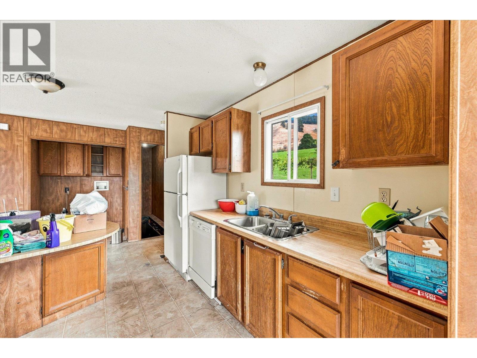 12891 Trewhitt Road, Kelowna, British Columbia  V4V 2A4 - Photo 17 - 10400341