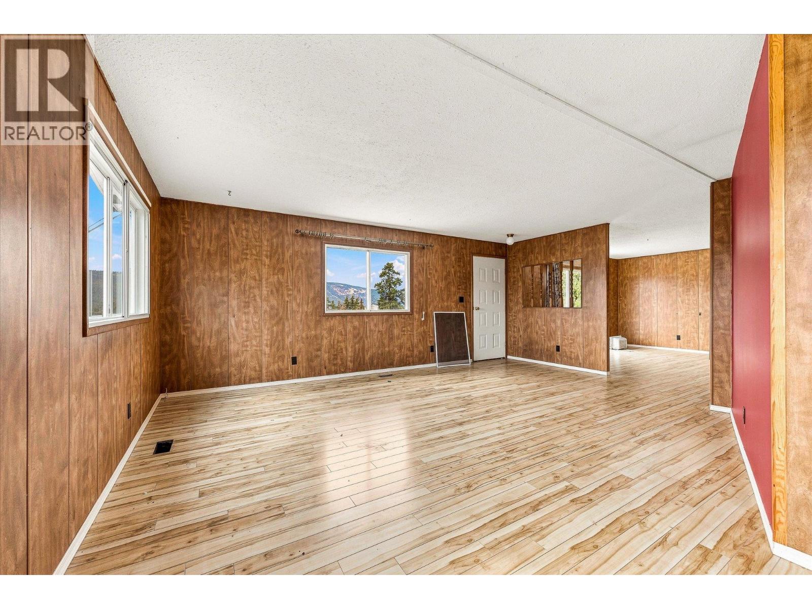 12891 Trewhitt Road, Kelowna, British Columbia  V4V 2A4 - Photo 19 - 10400341