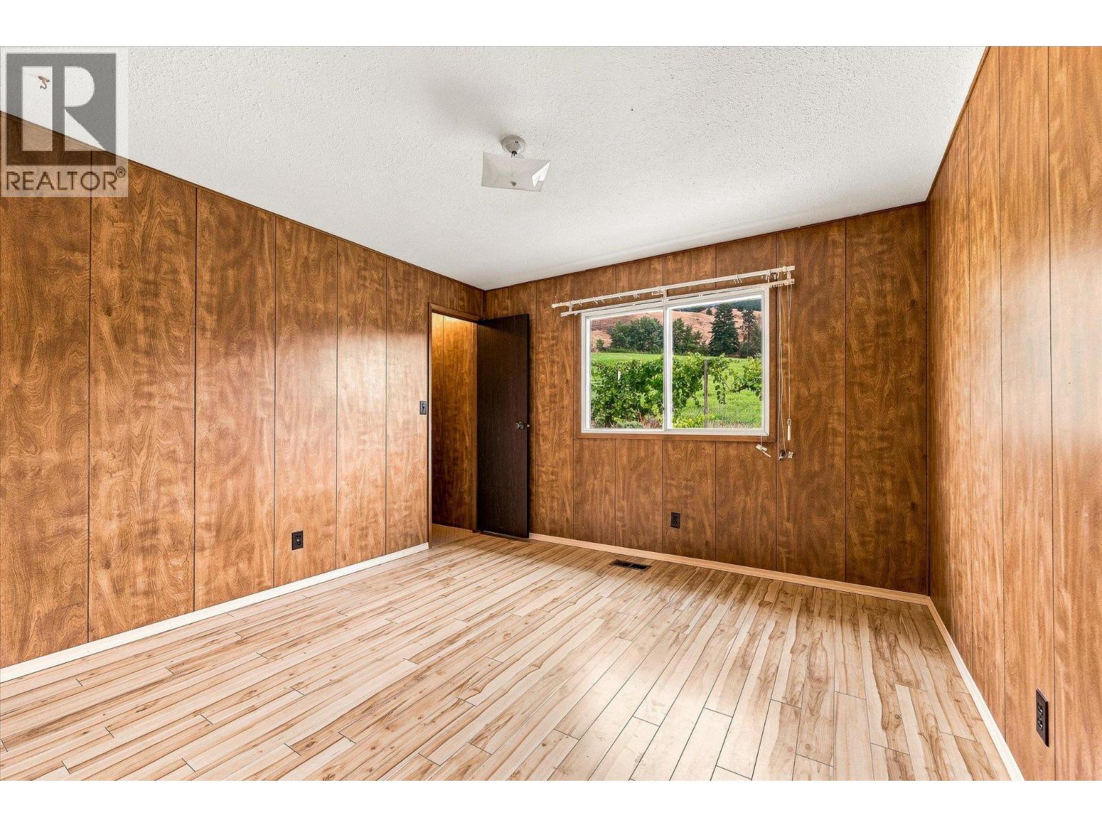 12891 Trewhitt Road, Kelowna, British Columbia  V4V 2A4 - Photo 32 - 10400341