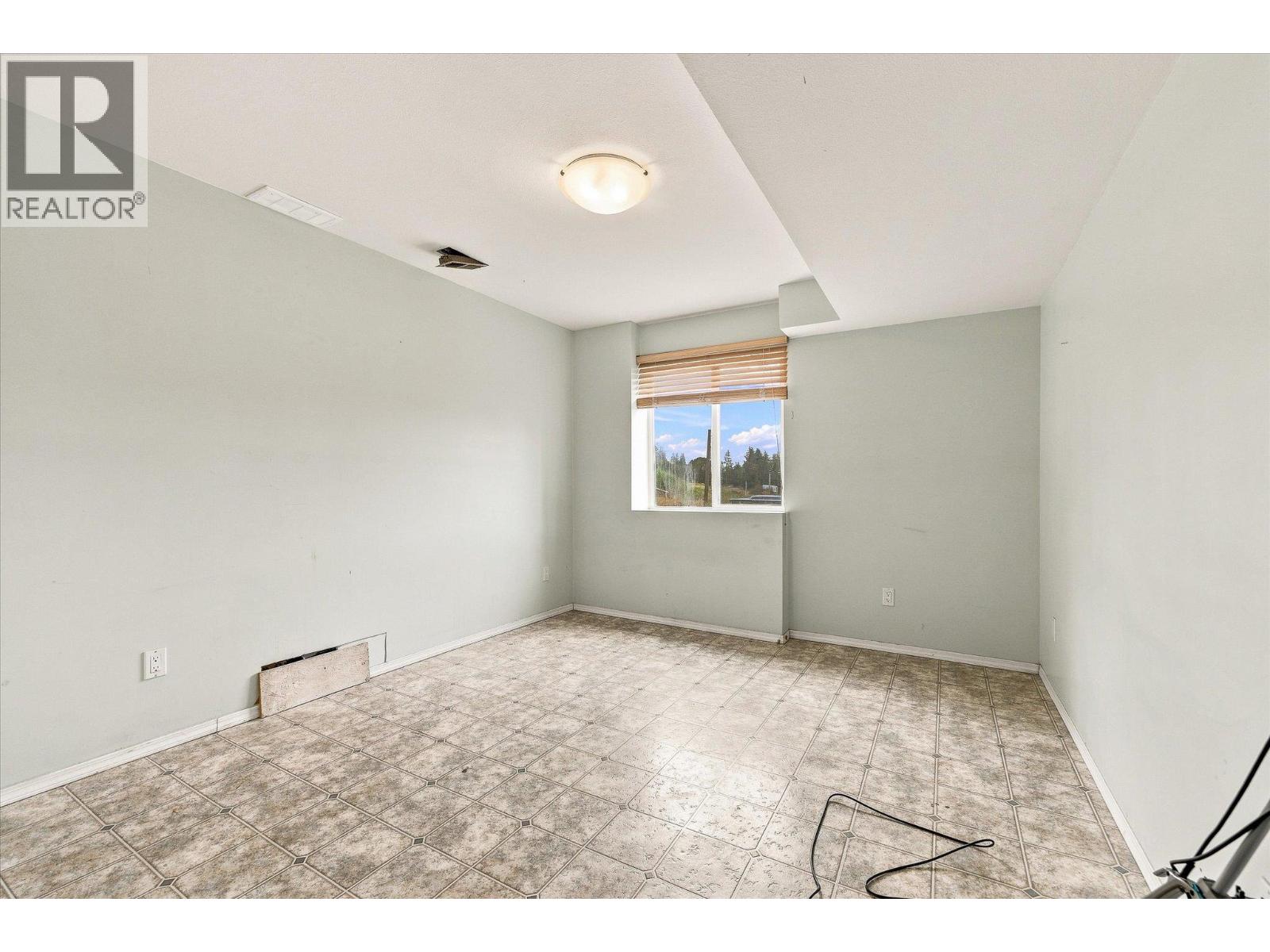 12891 Trewhitt Road, Kelowna, British Columbia  V4V 2A4 - Photo 39 - 10400341