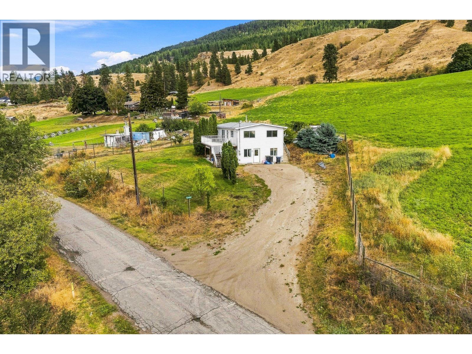 12891 Trewhitt Road, Kelowna, British Columbia  V4V 2A4 - Photo 6 - 10400341