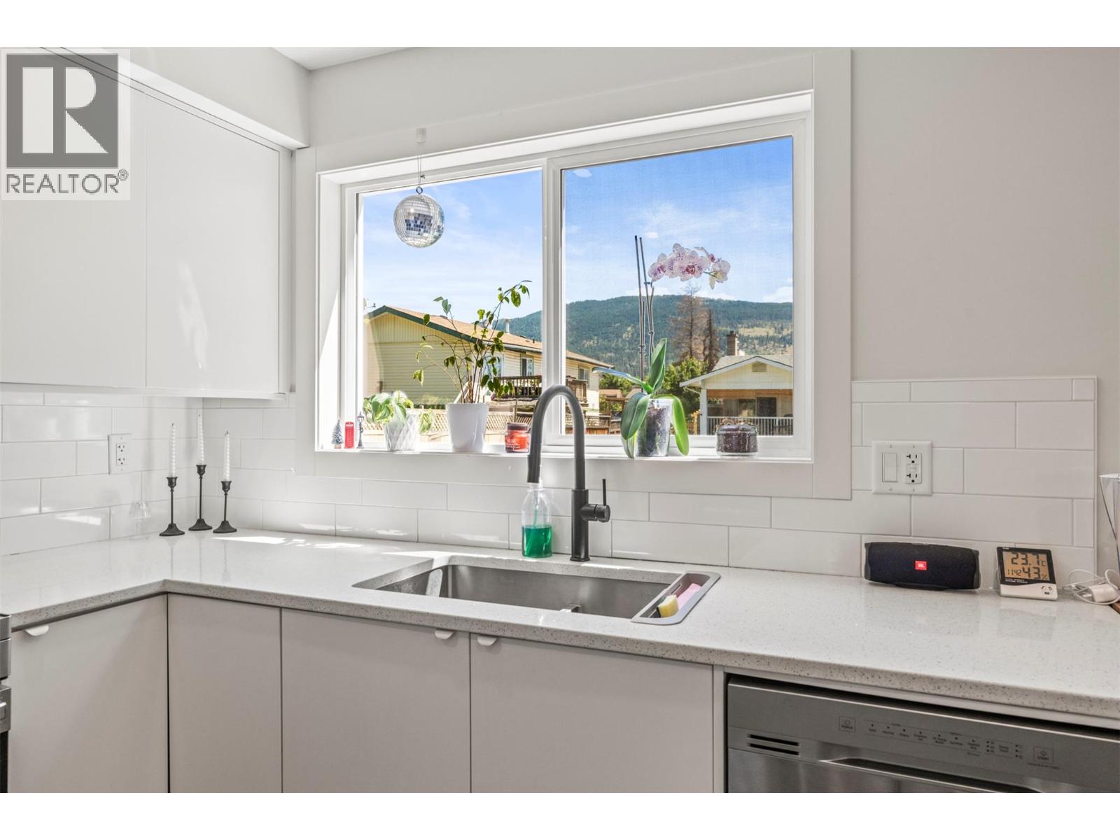 1907 19 Street, Vernon, British Columbia  V1T 8E6 - Photo 34 - 10400363