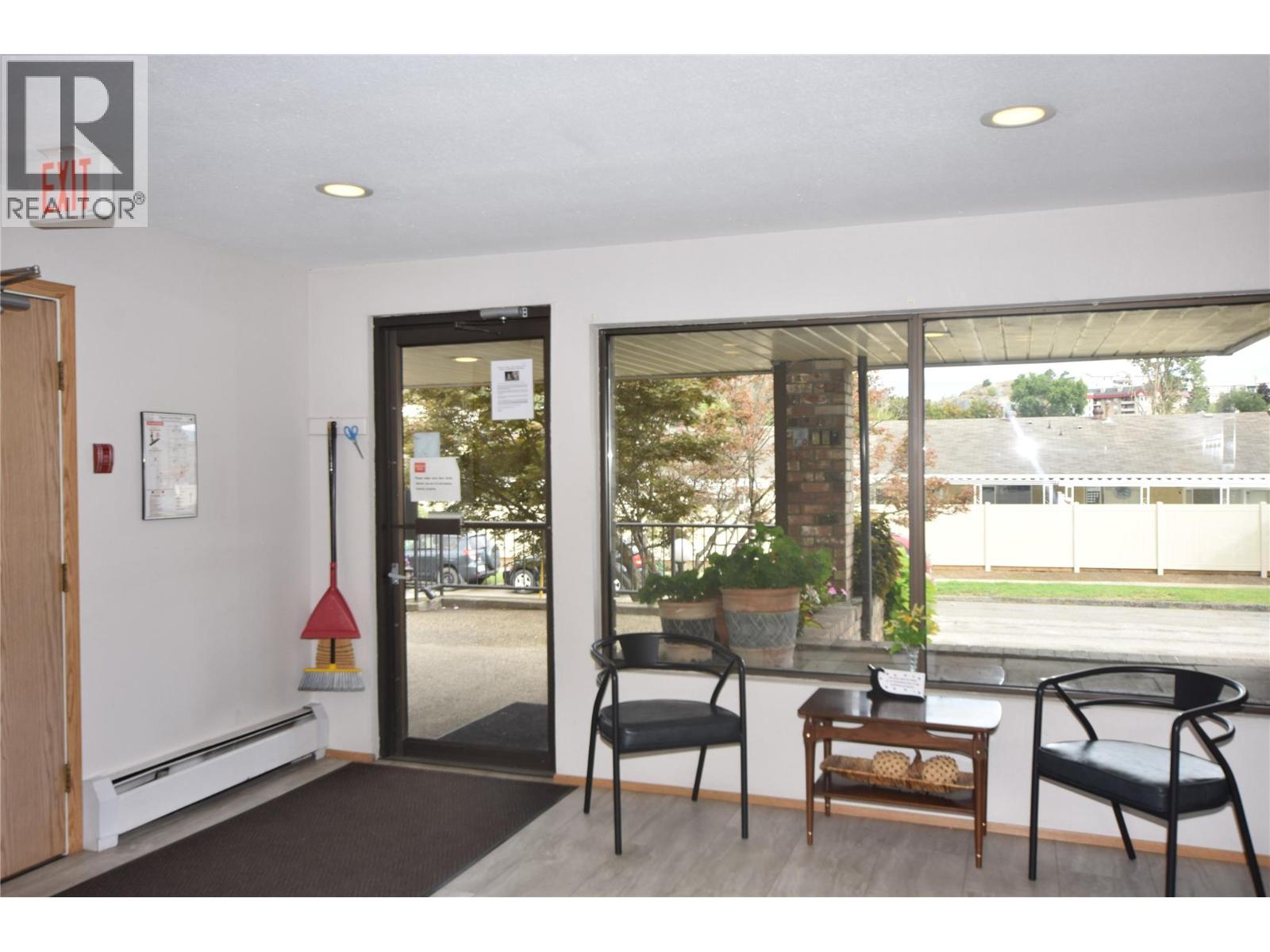 3608 27 Avenue Unit# 301, Vernon, British Columbia  V1T 1S4 - Photo 3 - 10400254