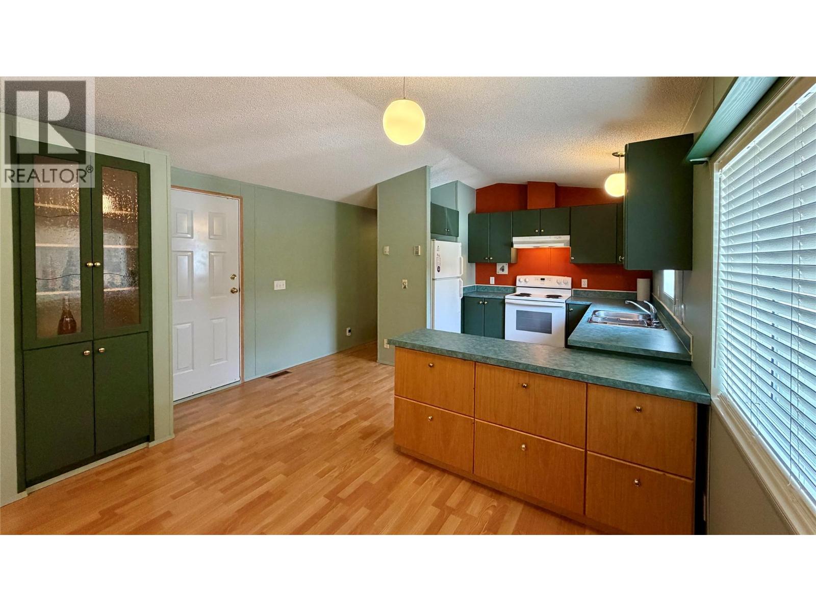1500 Neimi Road Unit# 4, Christina Lake, British Columbia  V0H 1E1 - Photo 10 - 10400475