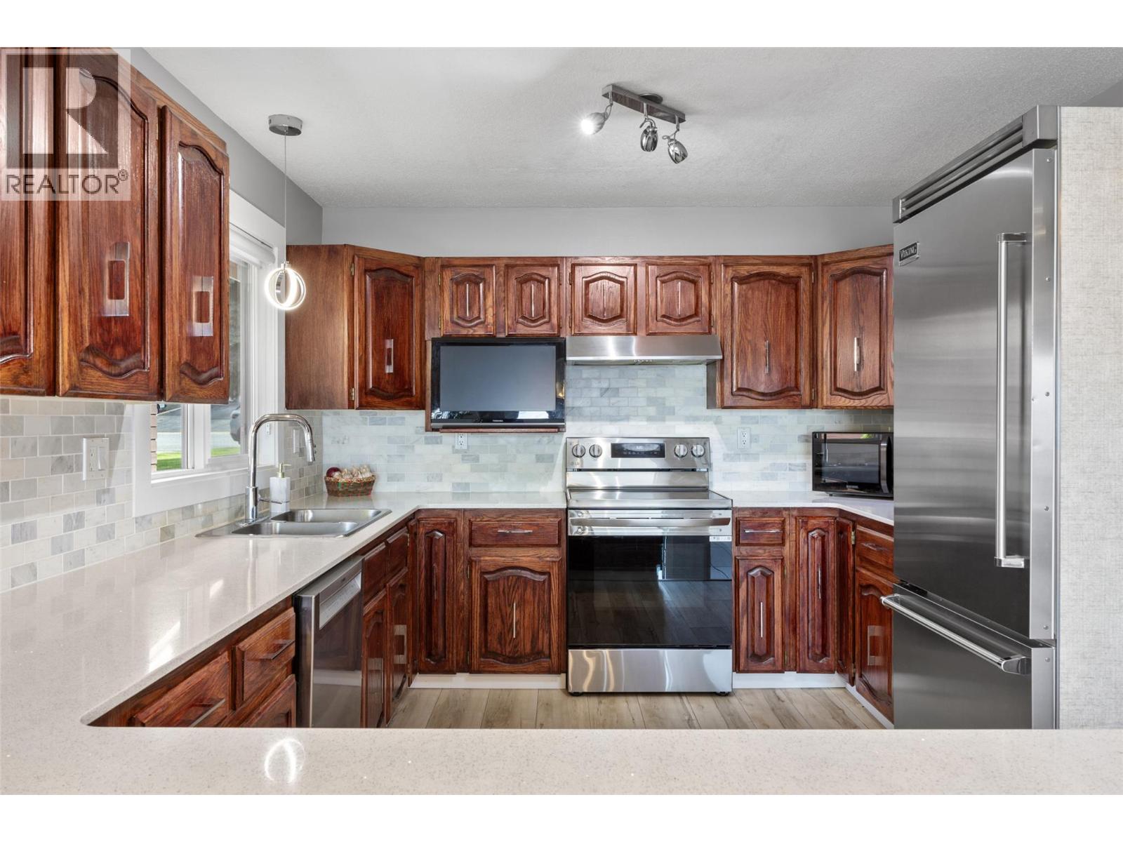 420 Gleneagles Drive, Kamloops, British Columbia  v1e 1z4 - Photo 21 - 10400364