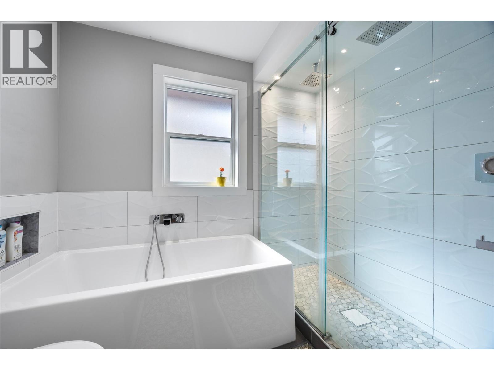 420 Gleneagles Drive, Kamloops, British Columbia  v1e 1z4 - Photo 33 - 10400364