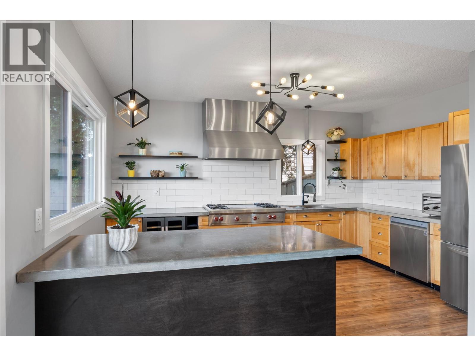 420 Gleneagles Drive, Kamloops, British Columbia  v1e 1z4 - Photo 41 - 10400364
