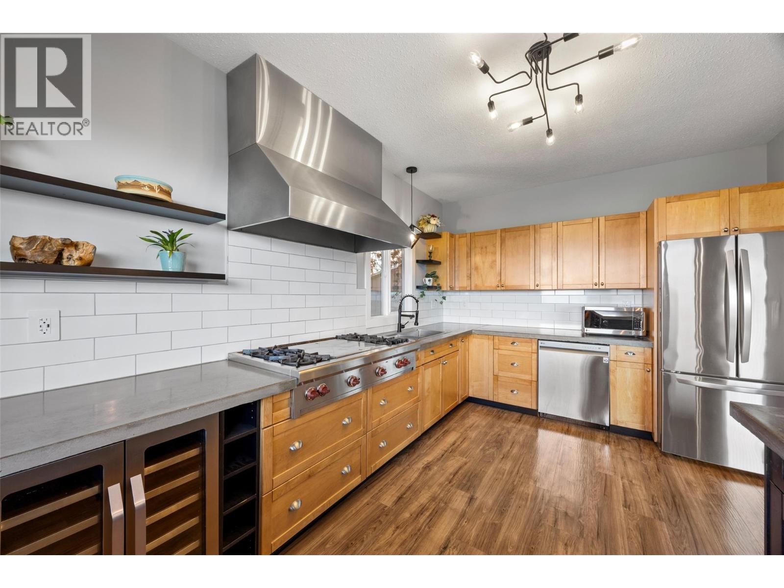 420 Gleneagles Drive, Kamloops, British Columbia  v1e 1z4 - Photo 43 - 10400364