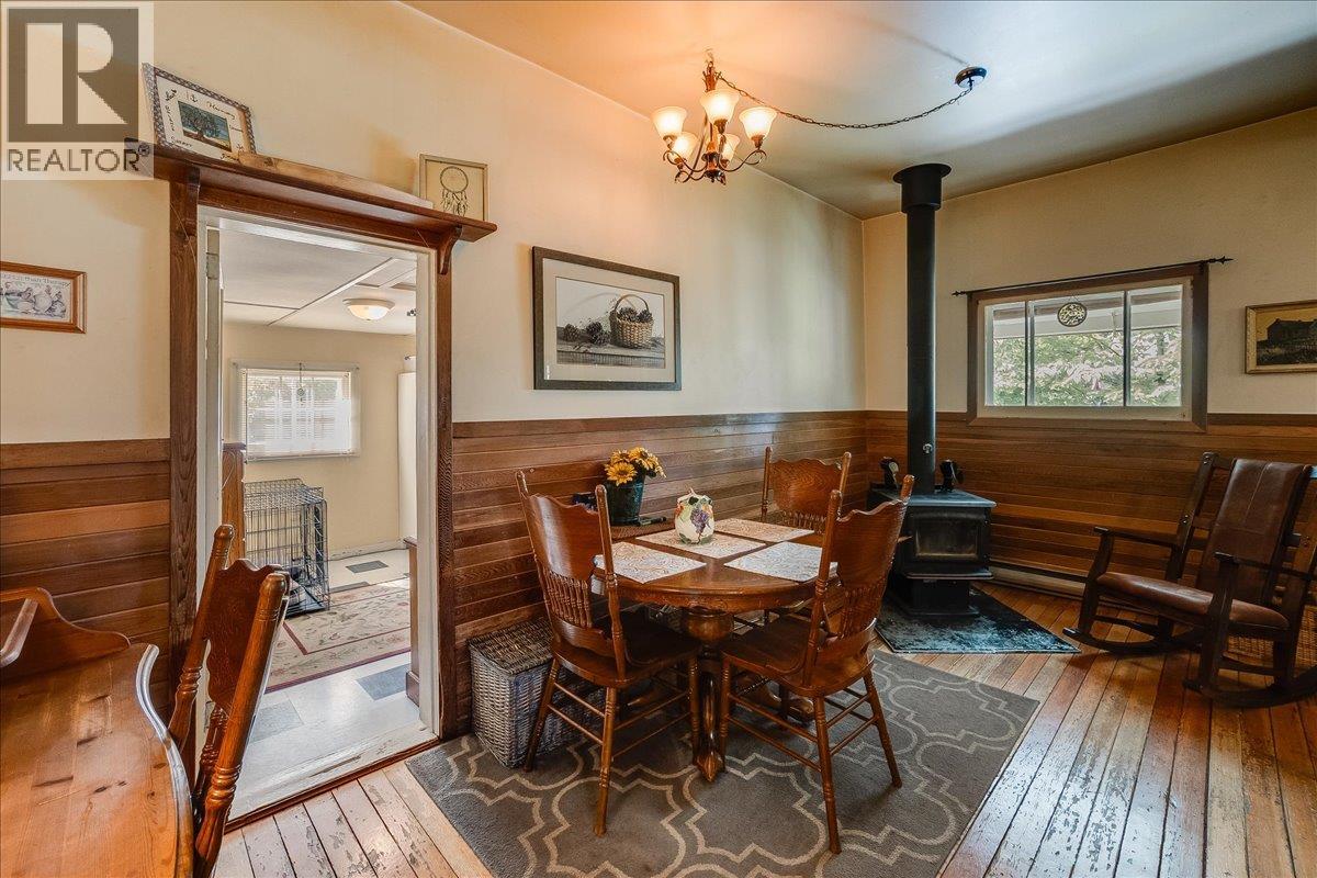 262 2nd Avenue, Procter, British Columbia  V1L 0B7 - Photo 22 - 10393559