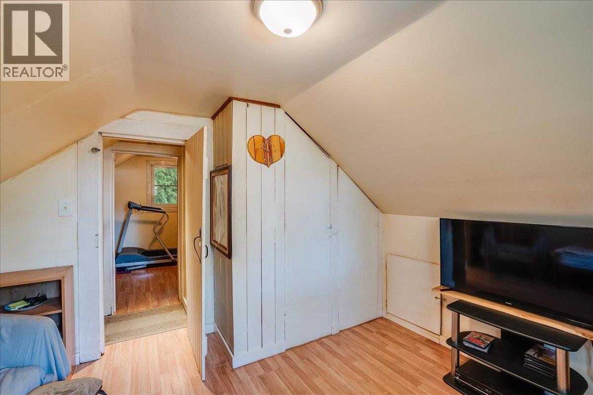 262 2nd Avenue, Procter, British Columbia  V1L 0B7 - Photo 29 - 10393559