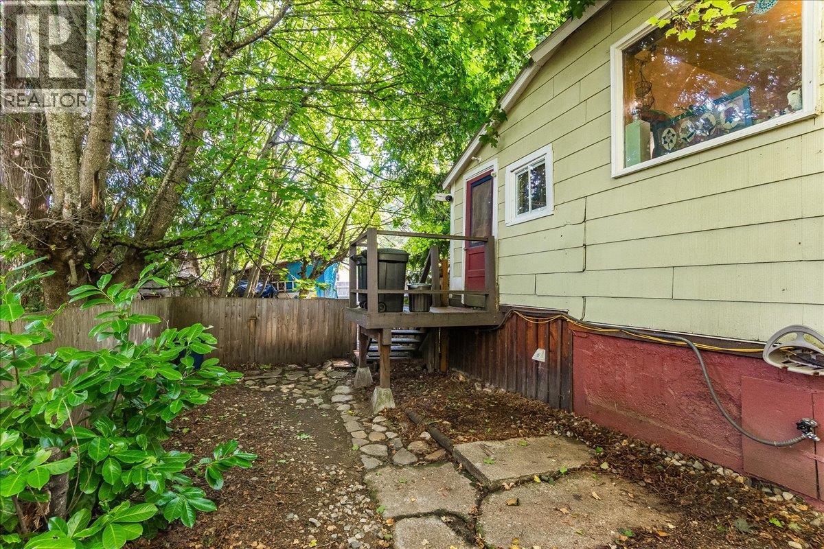 262 2nd Avenue, Procter, British Columbia  V1L 0B7 - Photo 36 - 10393559