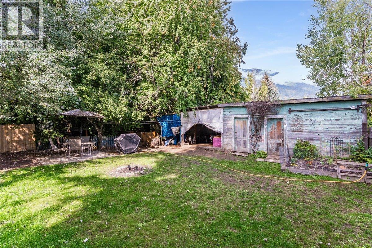 262 2nd Avenue, Procter, British Columbia  V1L 0B7 - Photo 42 - 10393559