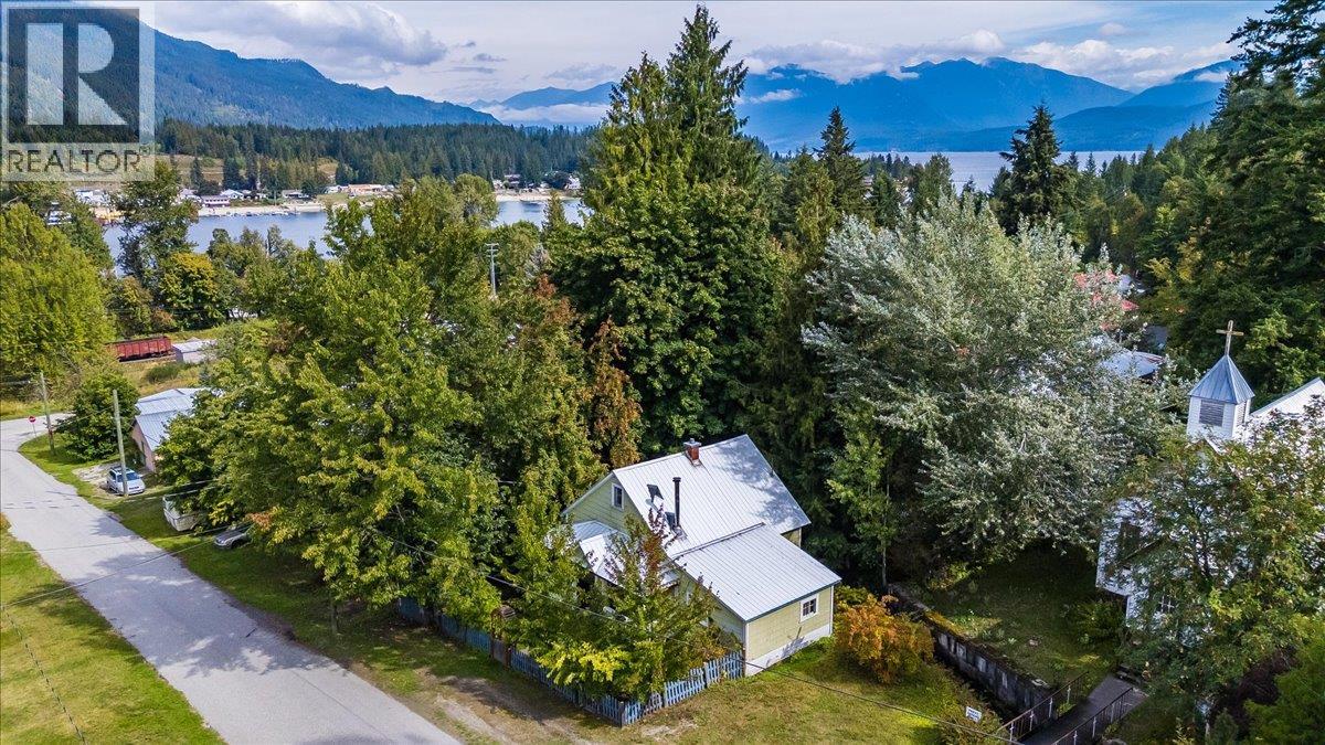 262 2nd Avenue, Procter, British Columbia  V1L 0B7 - Photo 46 - 10393559