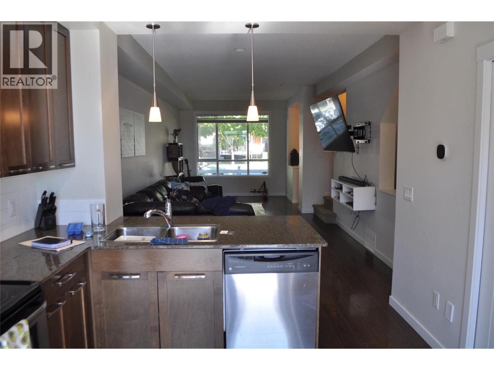 601 Boynton Place, Kelowna, British Columbia  V1V 3B5 - Photo 19 - 10399708