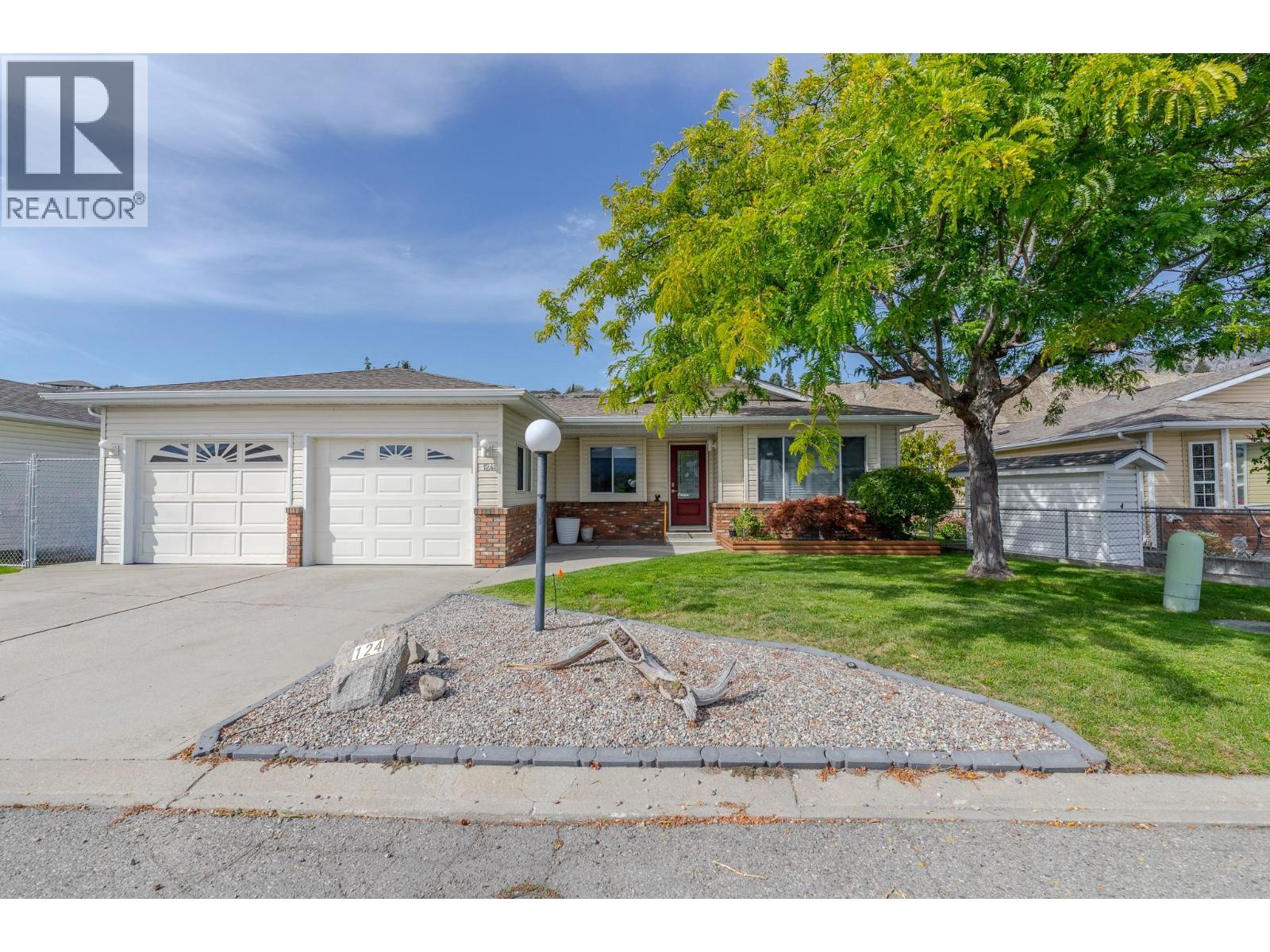 124 Heron Drive, Penticton, British Columbia  V2A 8K6 - Photo 2 - 10400232