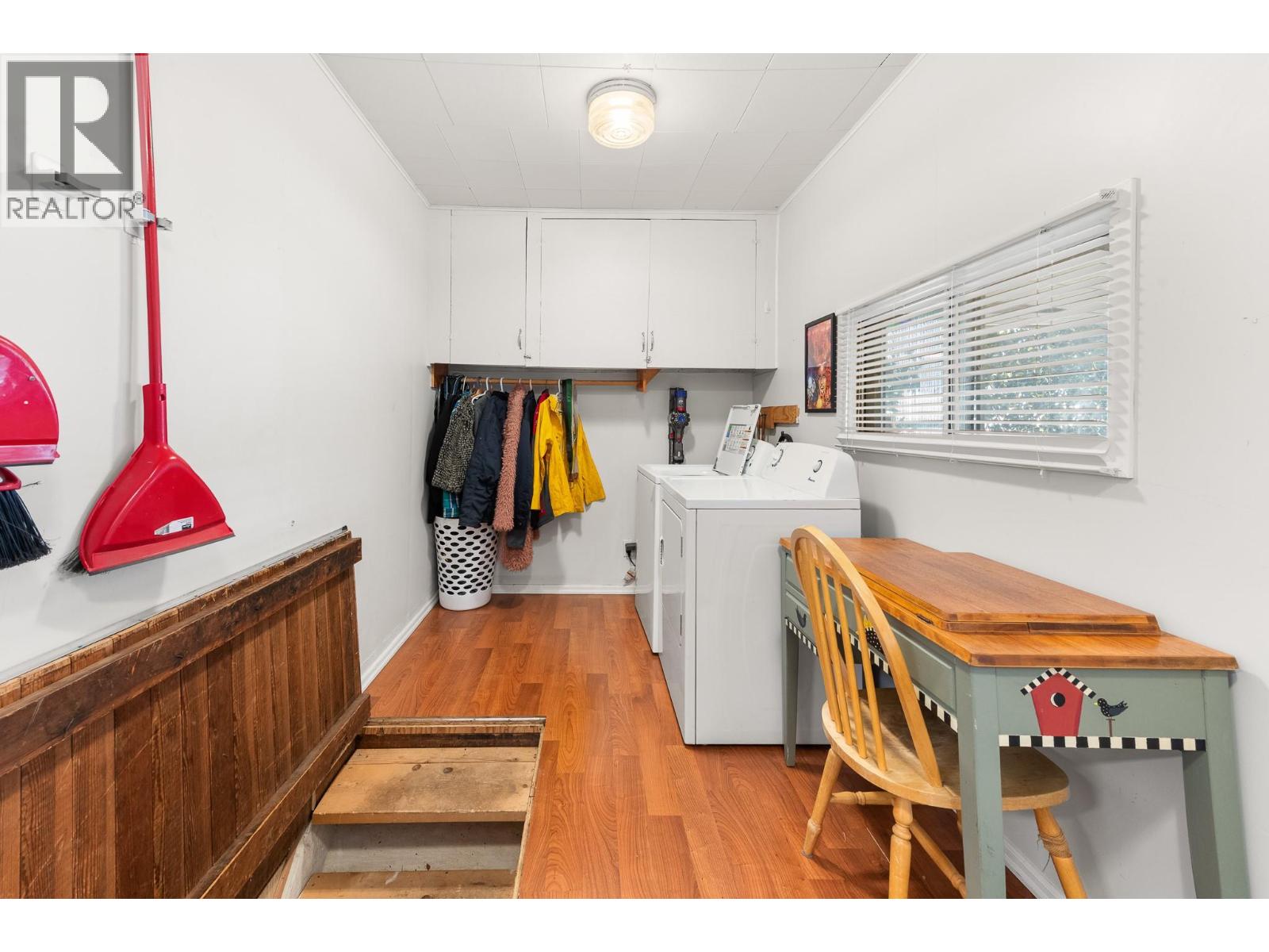 1052 6th Avenue, Fernie, British Columbia  V0B 1M0 - Photo 24 - 10399231