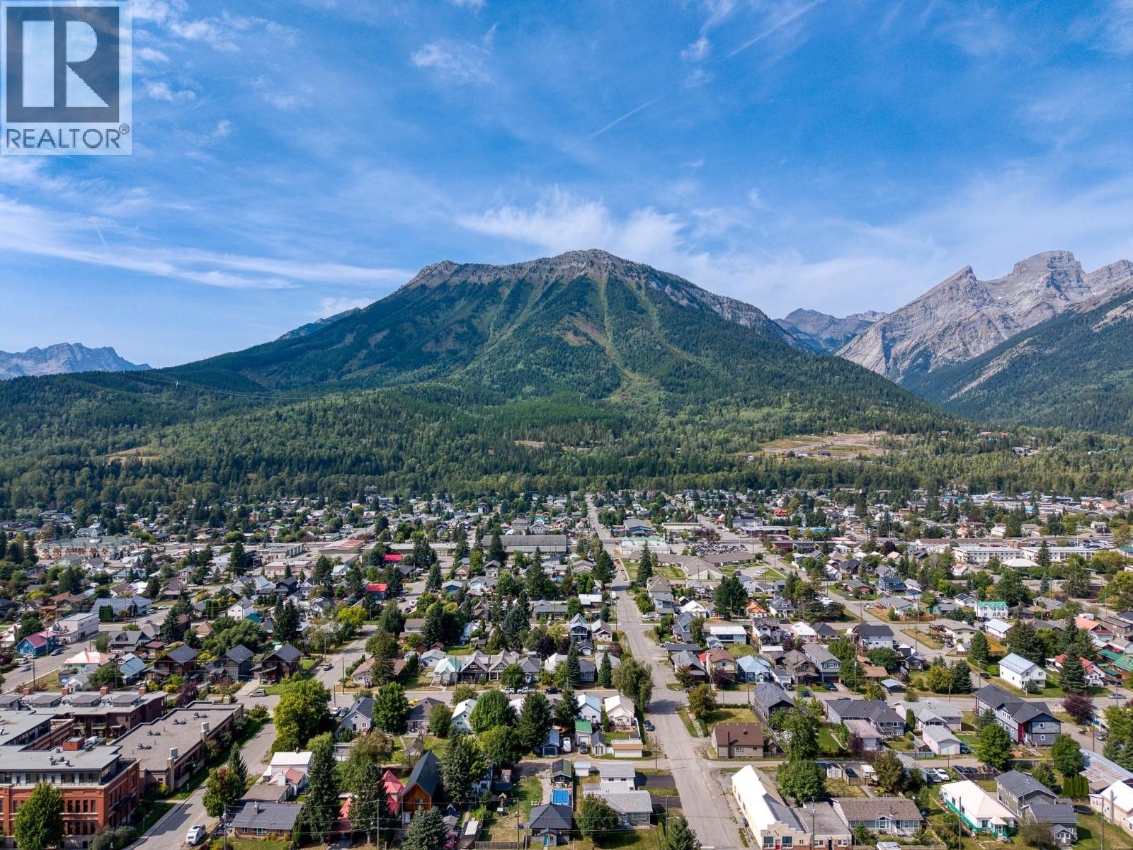 1052 6th Avenue, Fernie, British Columbia  V0B 1M0 - Photo 55 - 10399231