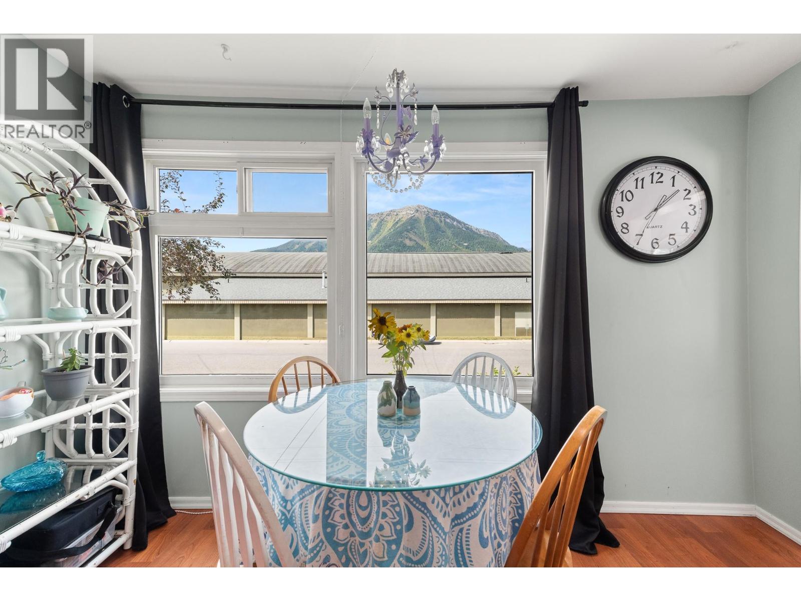 1052 6th Avenue, Fernie, British Columbia  V0B 1M0 - Photo 9 - 10399231
