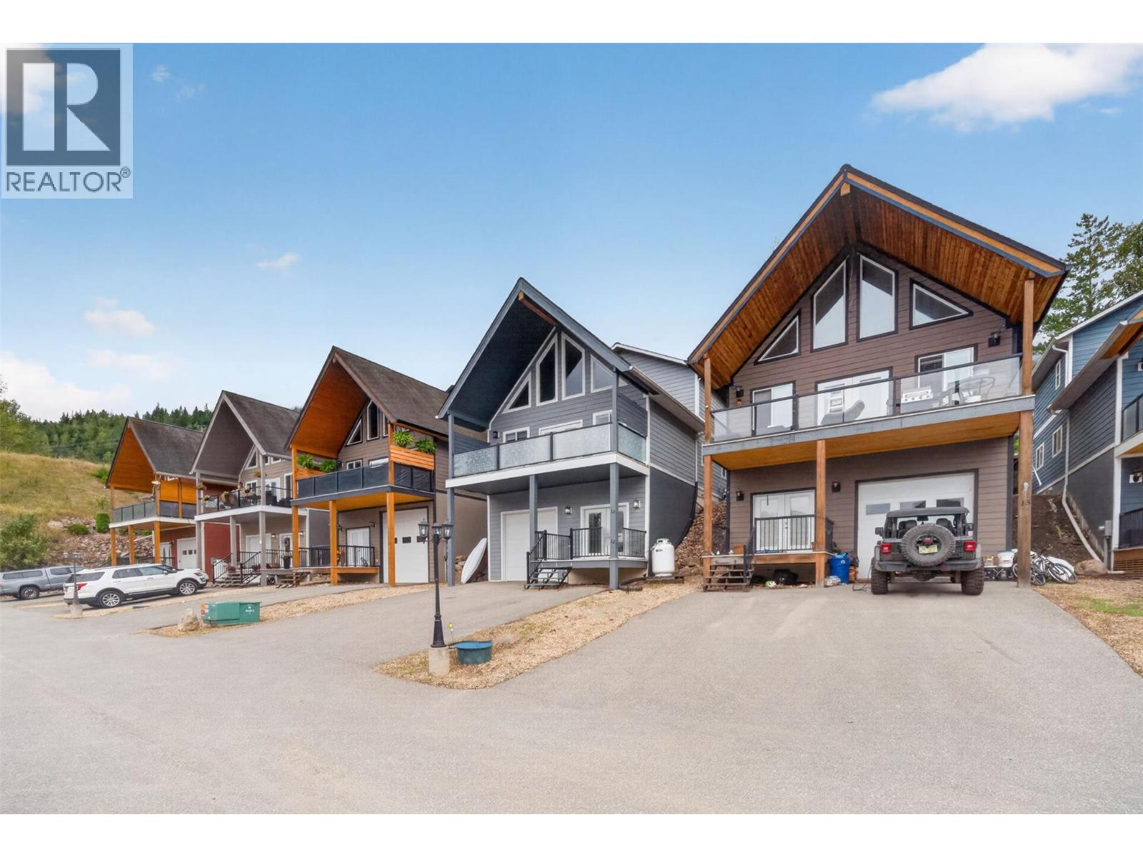 5211 Trans Canada Highway Unit# 12, Tappen, British Columbia  V0E 2X3 - Photo 32 - 10400260