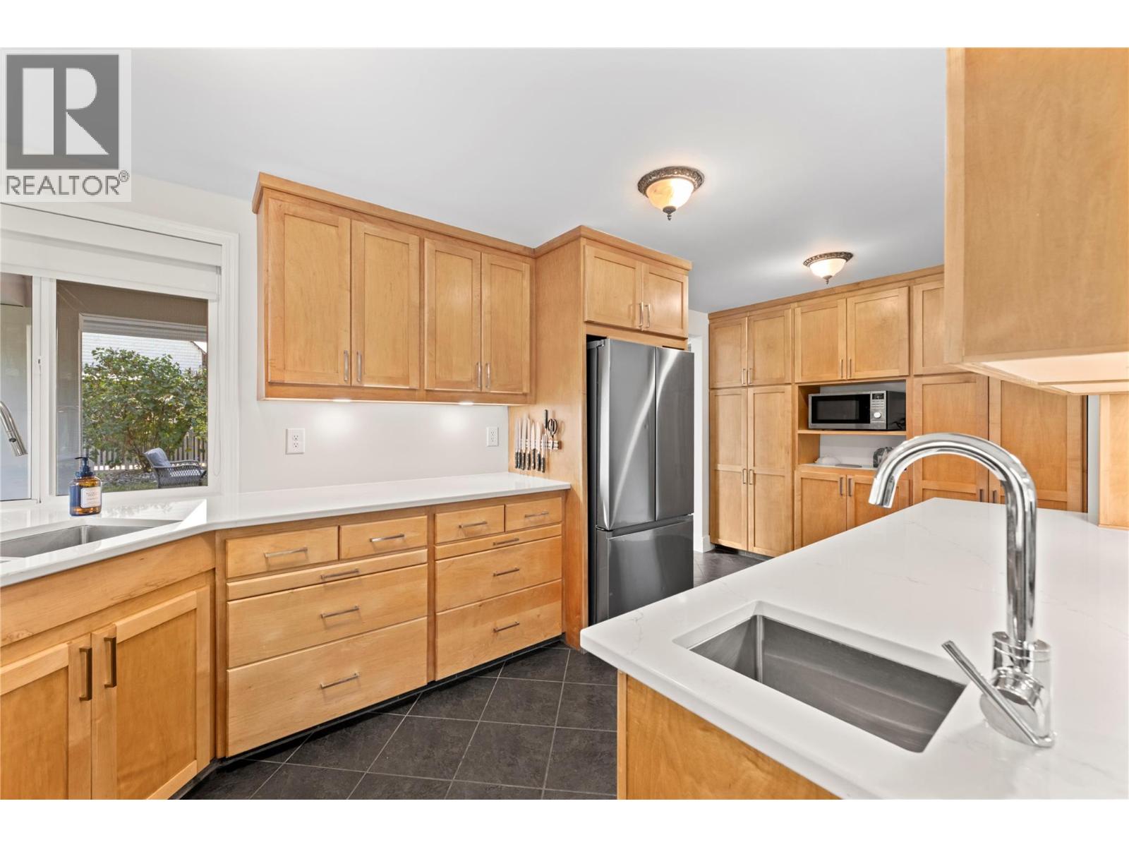 7231 52 Street Ne, Salmon Arm, British Columbia  V0E 1K0 - Photo 12 - 10400128