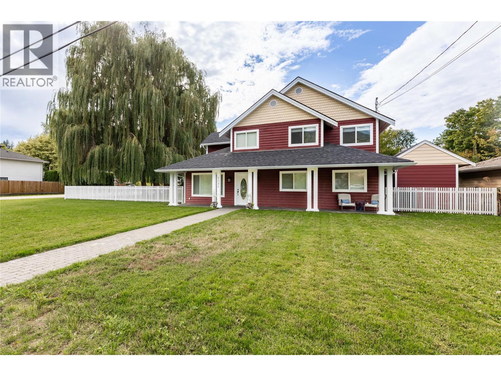 7231 52 Street Ne, Salmon Arm, British Columbia  V0E 1K0 - Photo 2 - 10400128