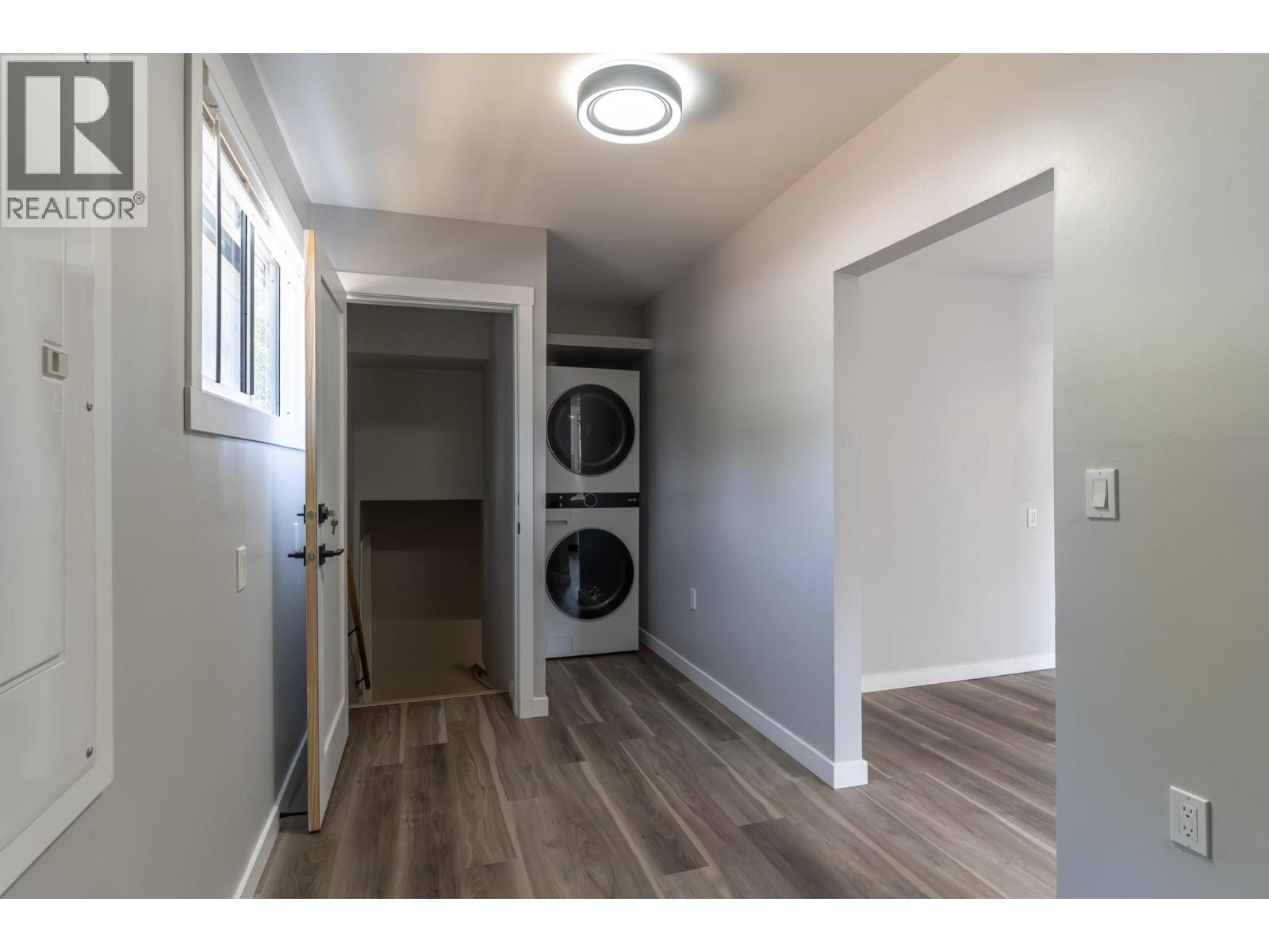 2323 Vale Avenue, Lumby, British Columbia  V0E 2G0 - Photo 15 - 10400096