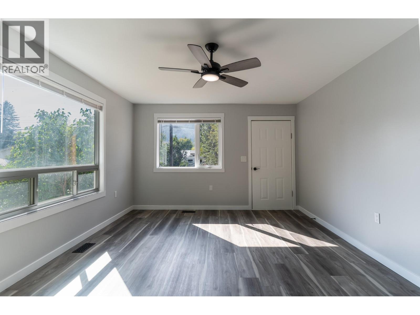 2323 Vale Avenue, Lumby, British Columbia  V0E 2G0 - Photo 32 - 10400096