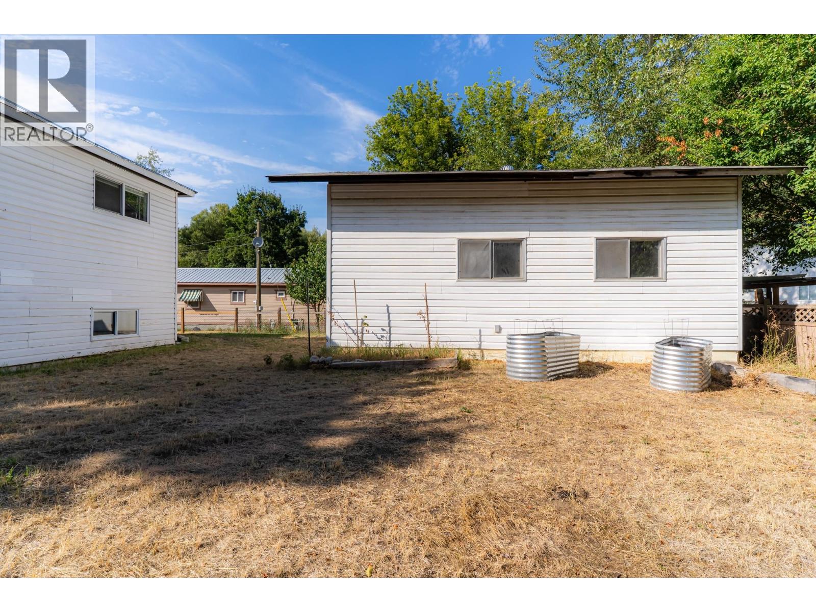 2323 Vale Avenue, Lumby, British Columbia  V0E 2G0 - Photo 41 - 10400096