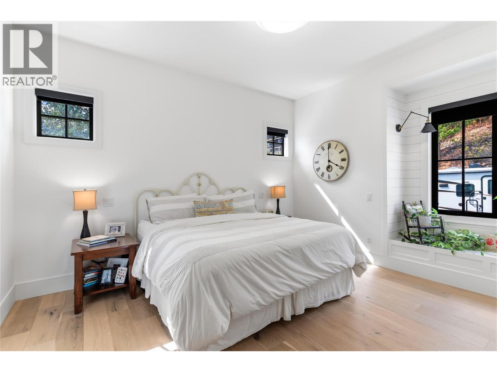 902 Lloyd Jones Drive, West Kelowna, British Columbia  V1Z 2X9 - Photo 23 - 10400172