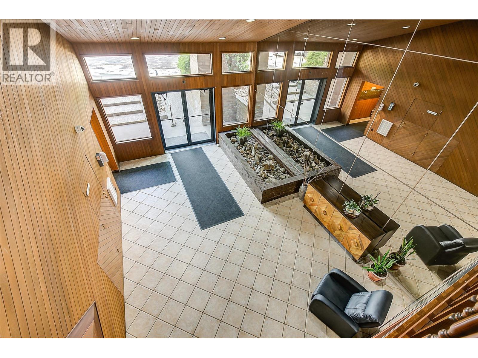 983 Bernard Avenue Unit# 206, Kelowna, British Columbia  V1Y 6P7 - Photo 16 - 10400412
