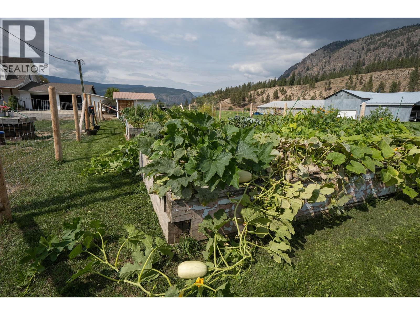 2328 Willgoose Road, Merritt, British Columbia  V1K 1N7 - Photo 54 - 10400035