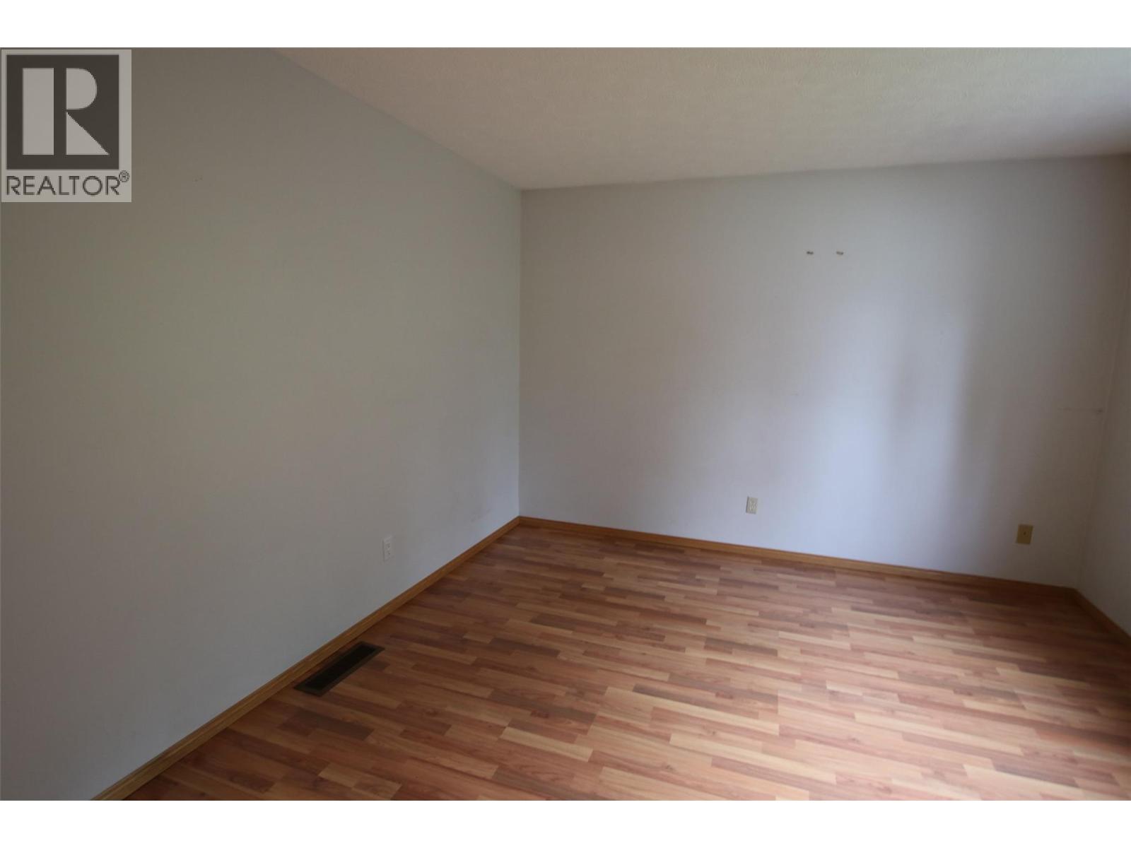 236 Murray Drive, Tumbler Ridge, British Columbia  V0C 2W0 - Photo 10 - 10400545